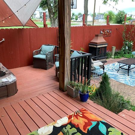 Vacation Home 5 Mins To Down Town 2 Bedrooms 2 Baths Garden Area Hot Tub 纳什维尔 外观 照片
